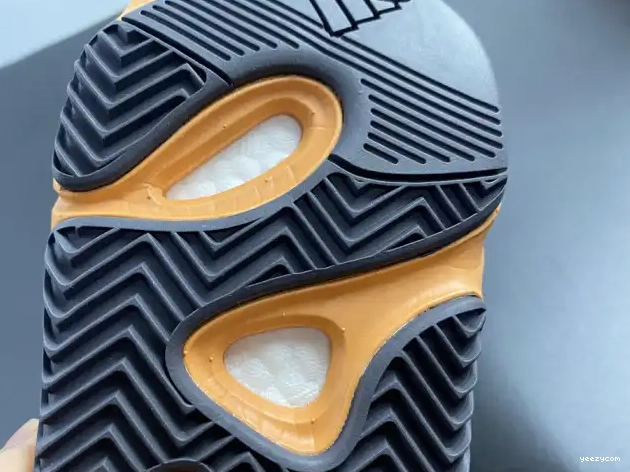 Sun Yeezy GW0296 Boost Adidas 700 V2 0503